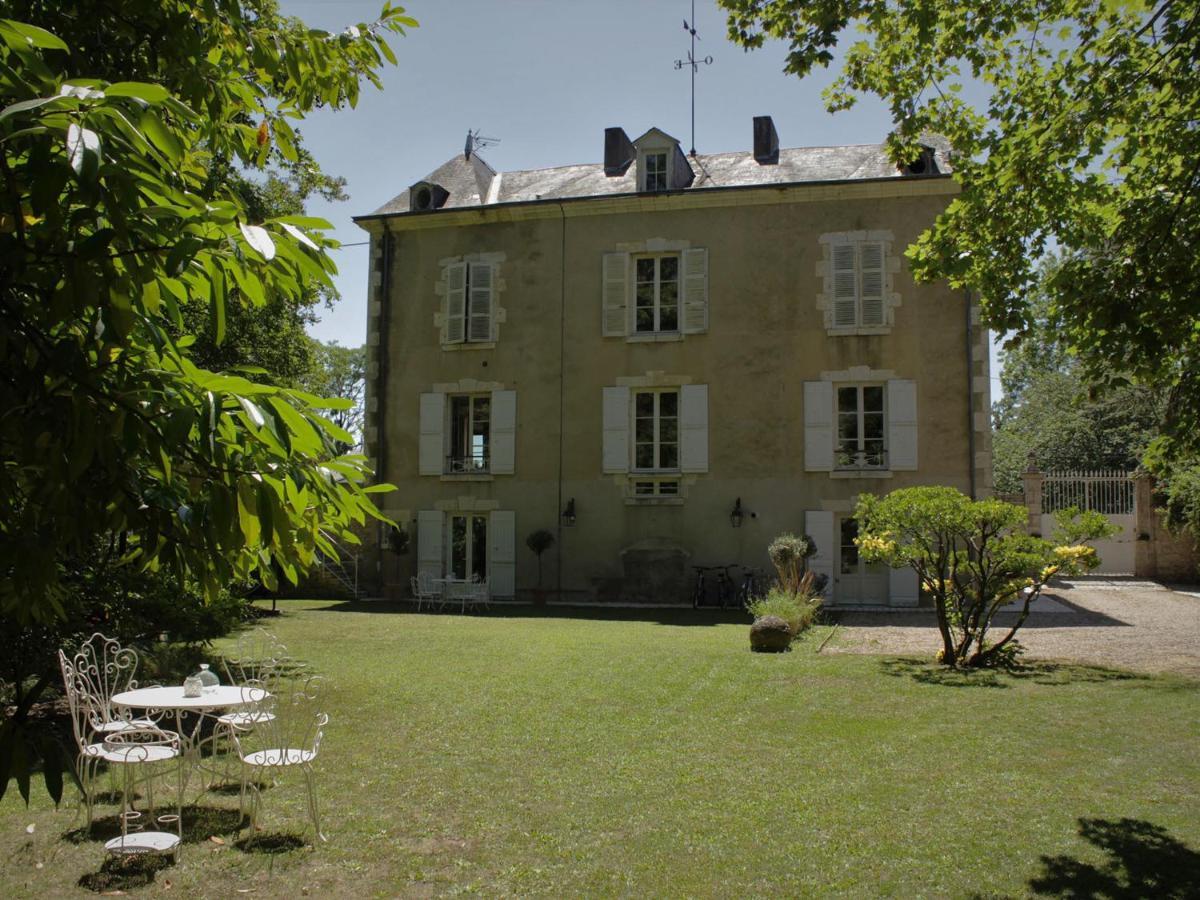 D'hotes Les Rives De La Tronne 3*